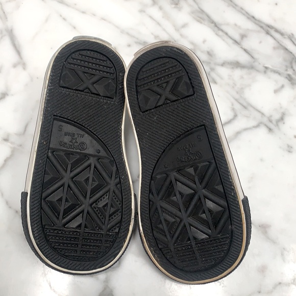 Converse Zebra Shoe - Picture 4 of 5